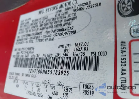 2005 Ford Mustang V6 Deluxe/V6 Premium z USA, uszkodzony, nr VIN 1ZVFT80N655183925